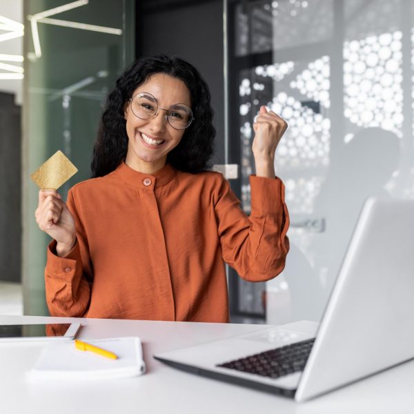 successful-businesswoman-smiling-and-looking-at-ca-2023-11-27-05-02-15-utc (1)